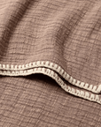 Avolite Throw - Maison Vogue