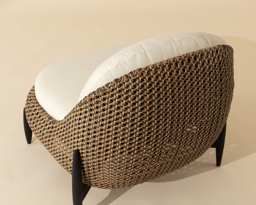 Carilo Lounge Chair