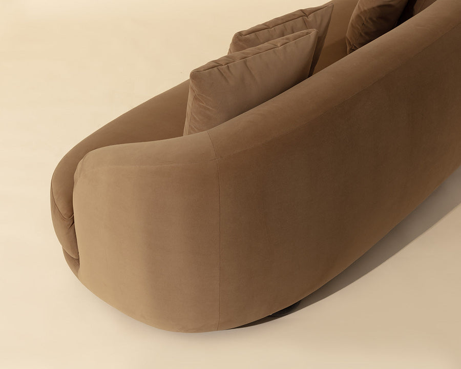 Valentina Sofa-Kona Camel