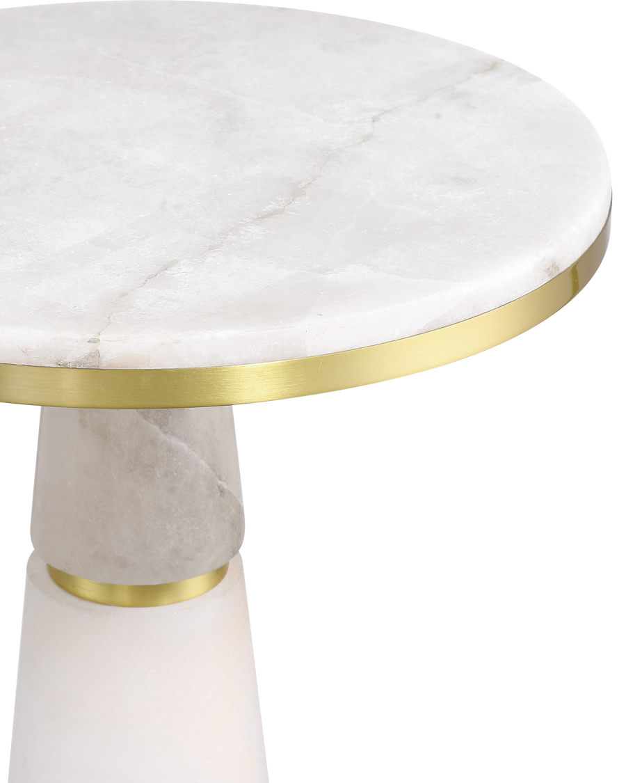 Eleanora Drinks Table