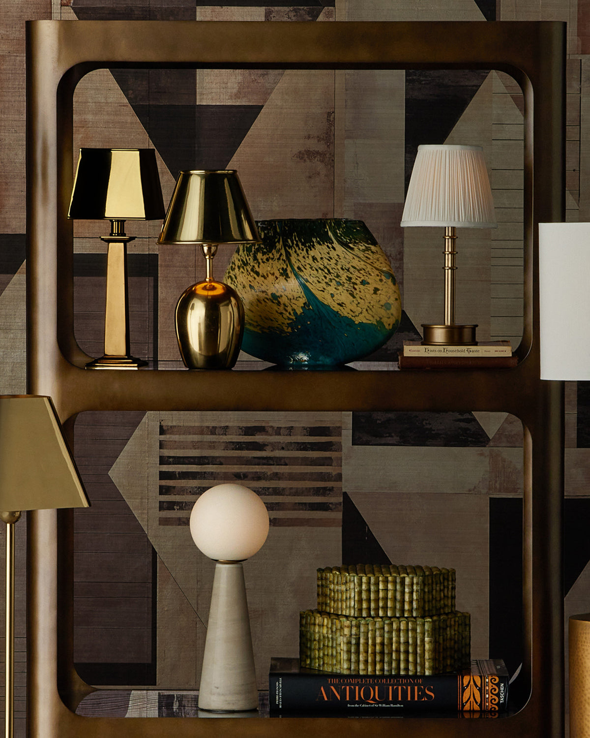 Wayfinder Cordless Table Lamp
