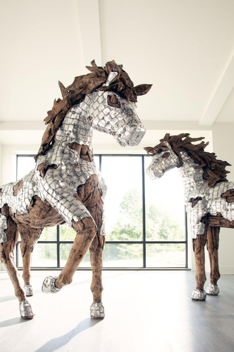 Mustang Horse Armored Sculpture Galloping - Maison Vogue