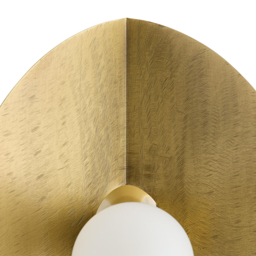 Itzia Sconce