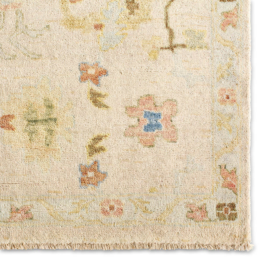Aveline Rug