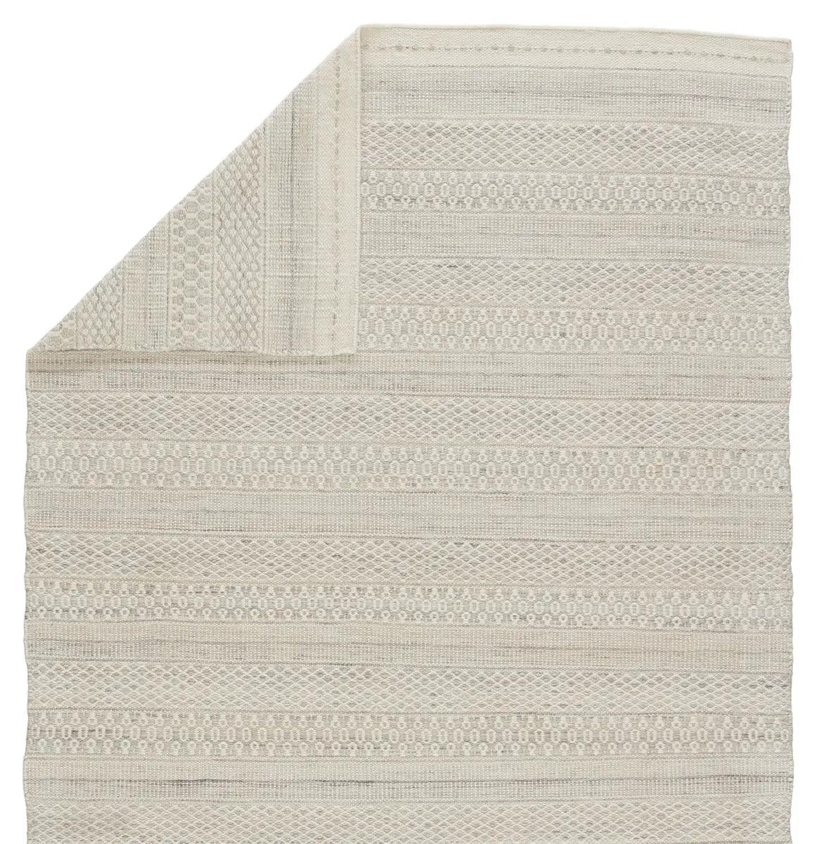 Lenna Rug - Maison Vogue