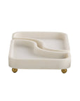 Lily Tray