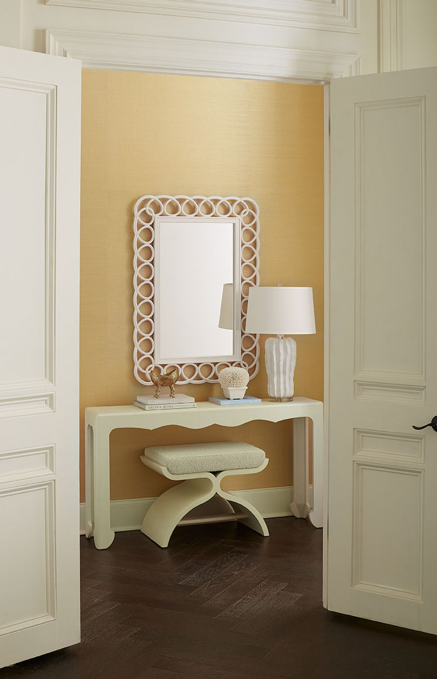 Loop Mirror, Ghost White