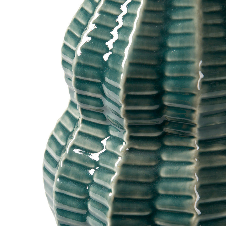 Quinn Lamp with Shade 17-inch White Linen, with Nickel, Veridian Green