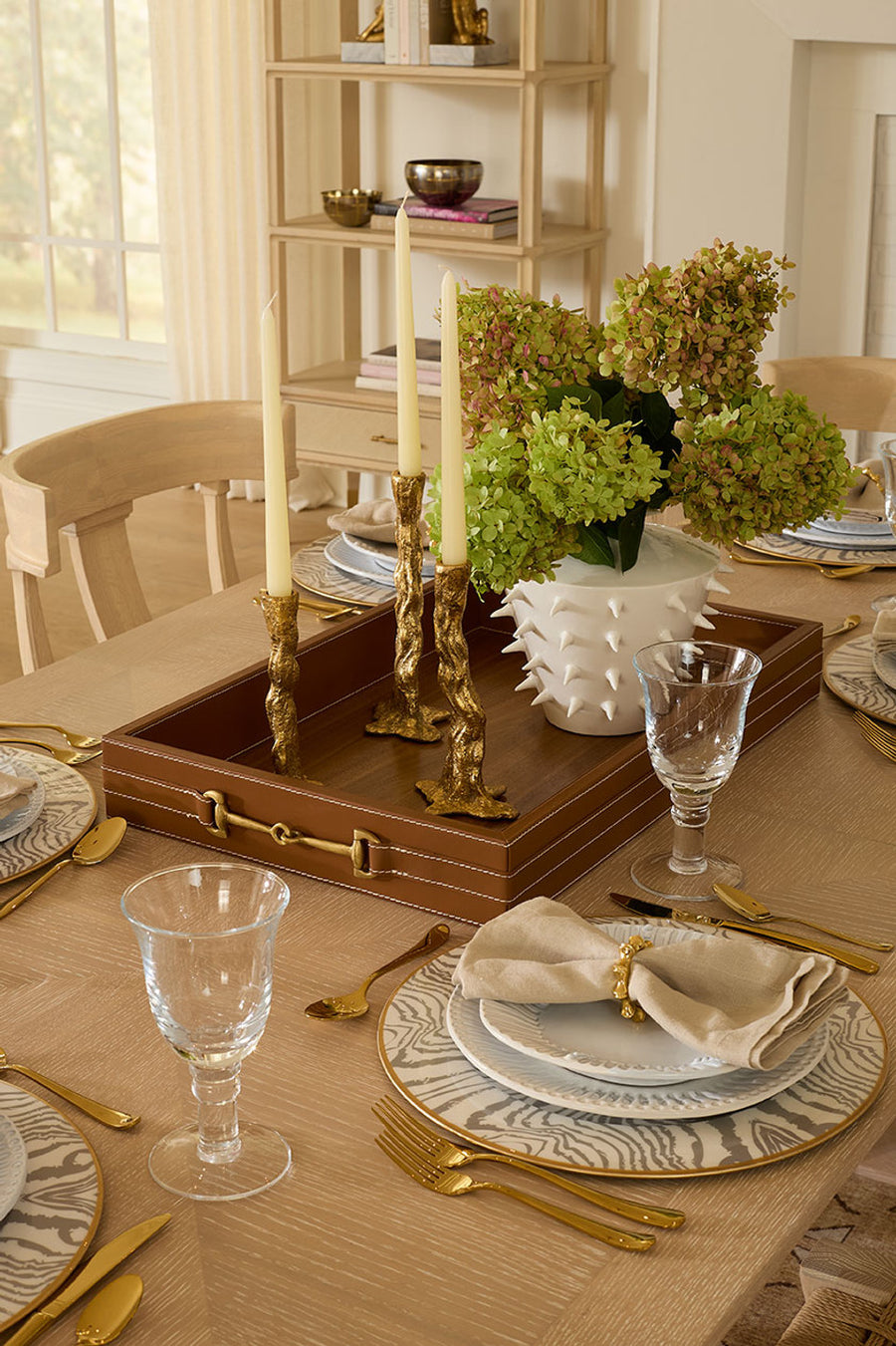 Quill Medium Vase, Blanc de Chine