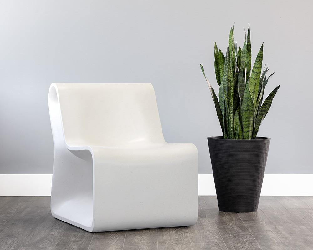 Odyssey Lounge Chair - White - Maison Vogue