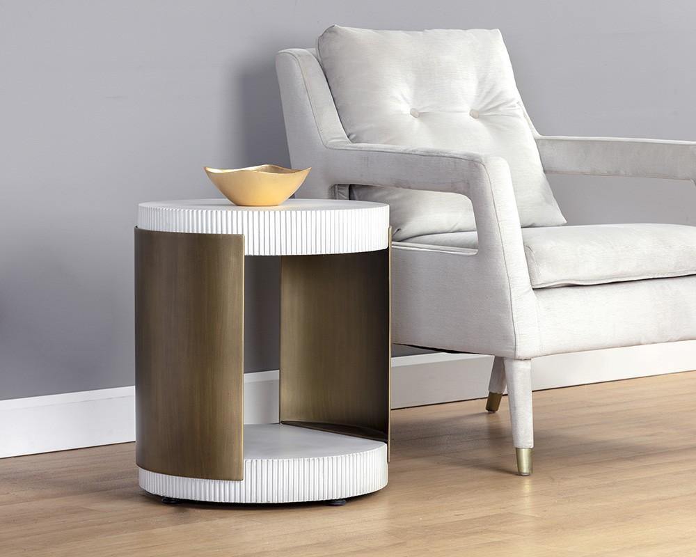 Cavette End Table - Maison Vogue