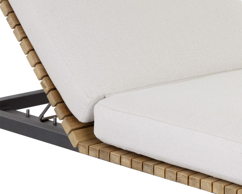 Geneve Lounger - Palazzo Cream - Maison Vogue