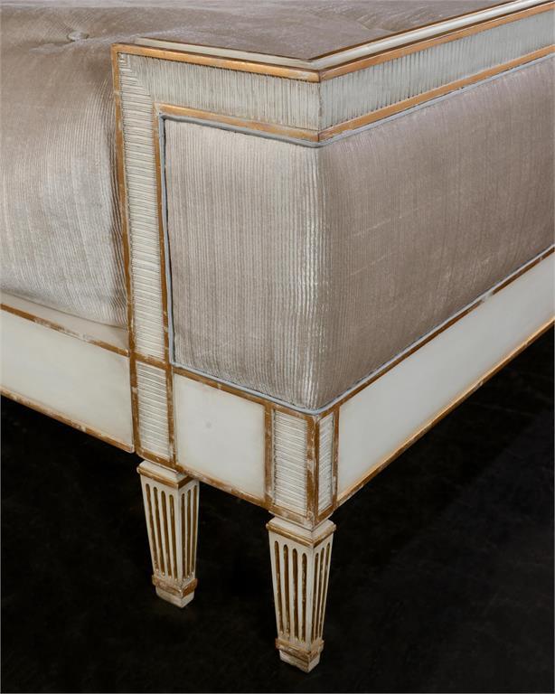 Vallejo King Bed - Maison Vogue