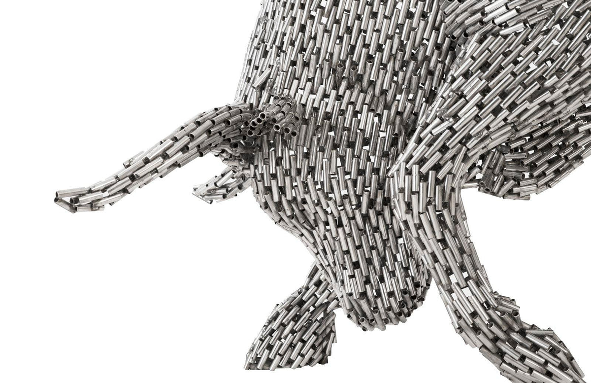 Bull Pipe Sculpture - Maison Vogue