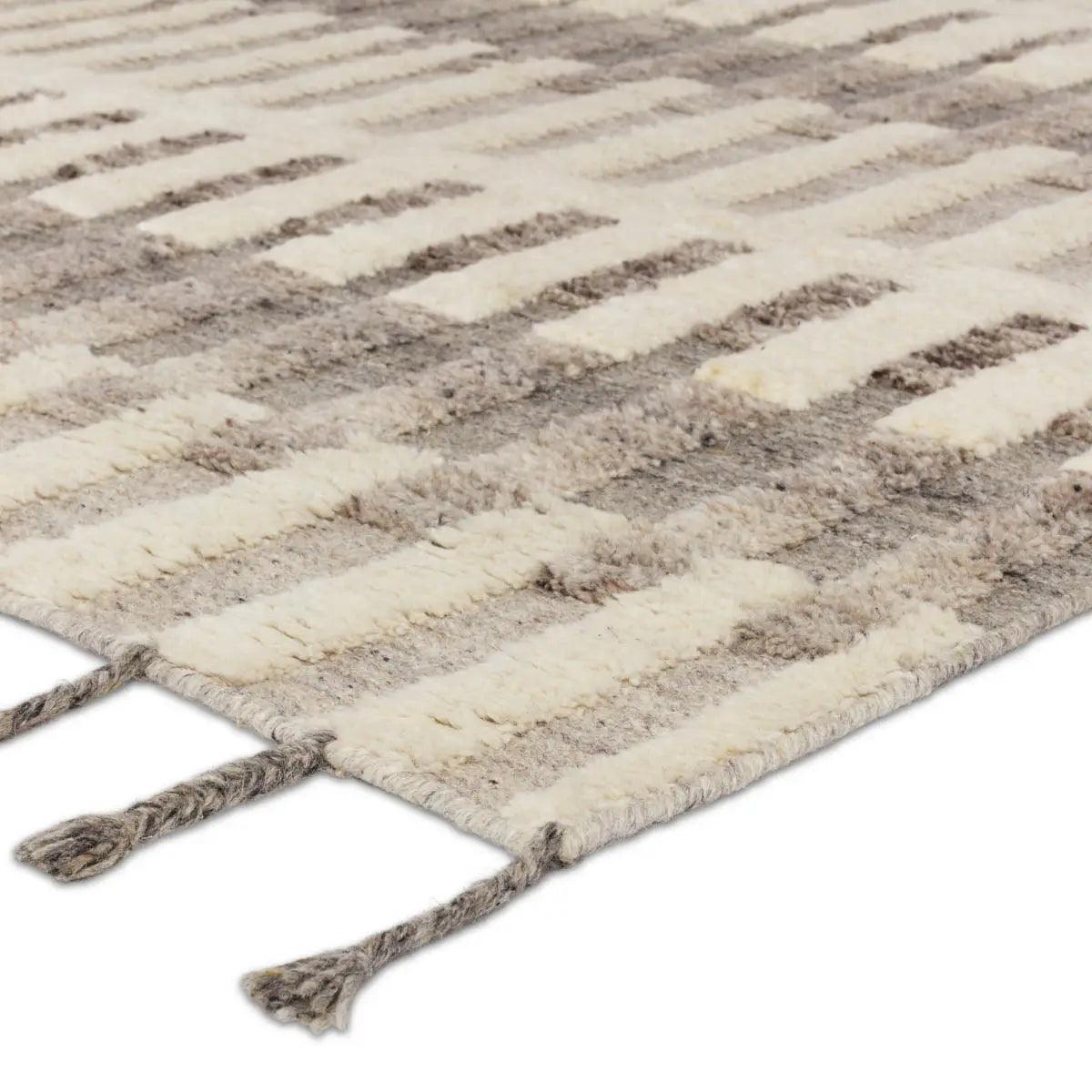 Izza Rug - Maison Vogue