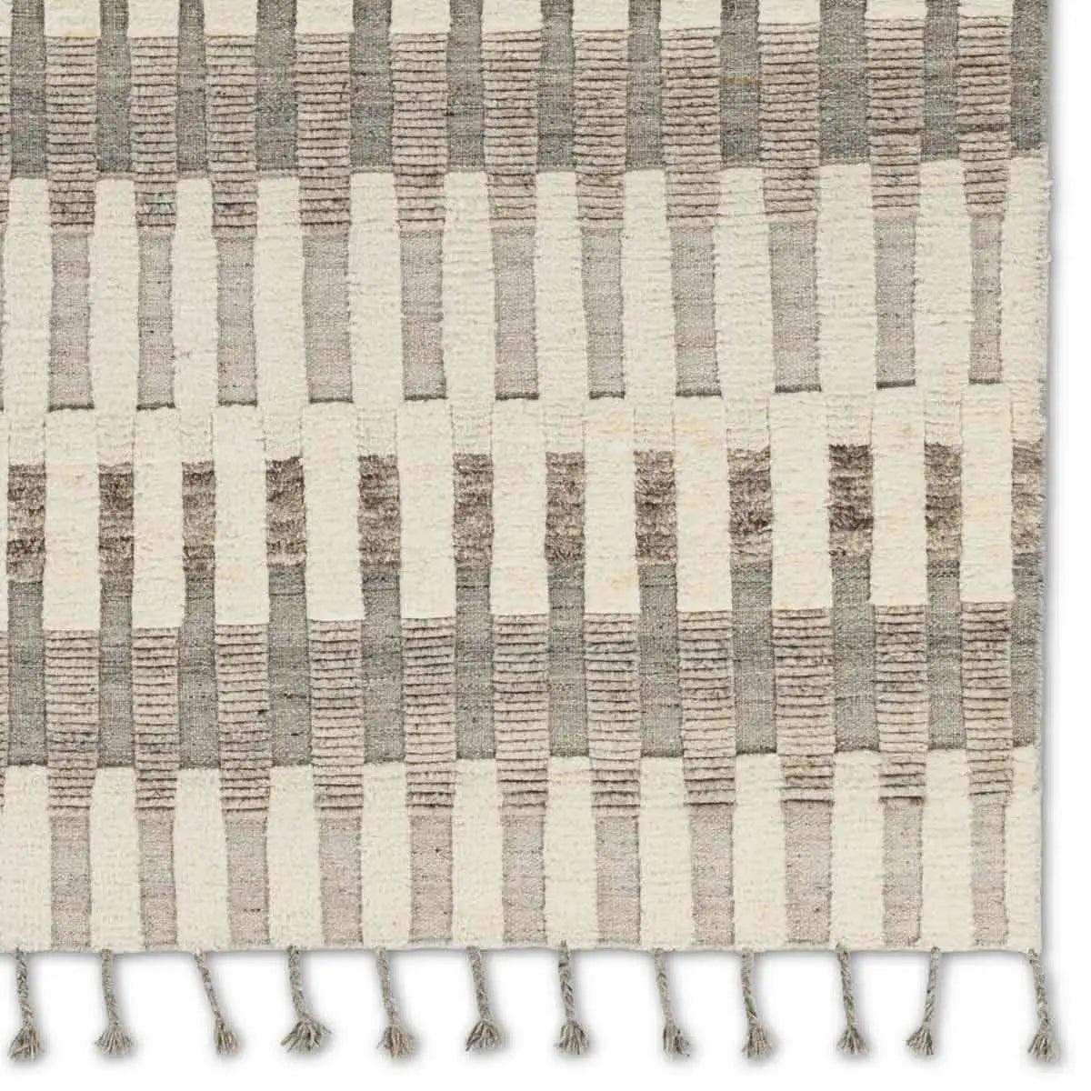 Izza Rug - Maison Vogue