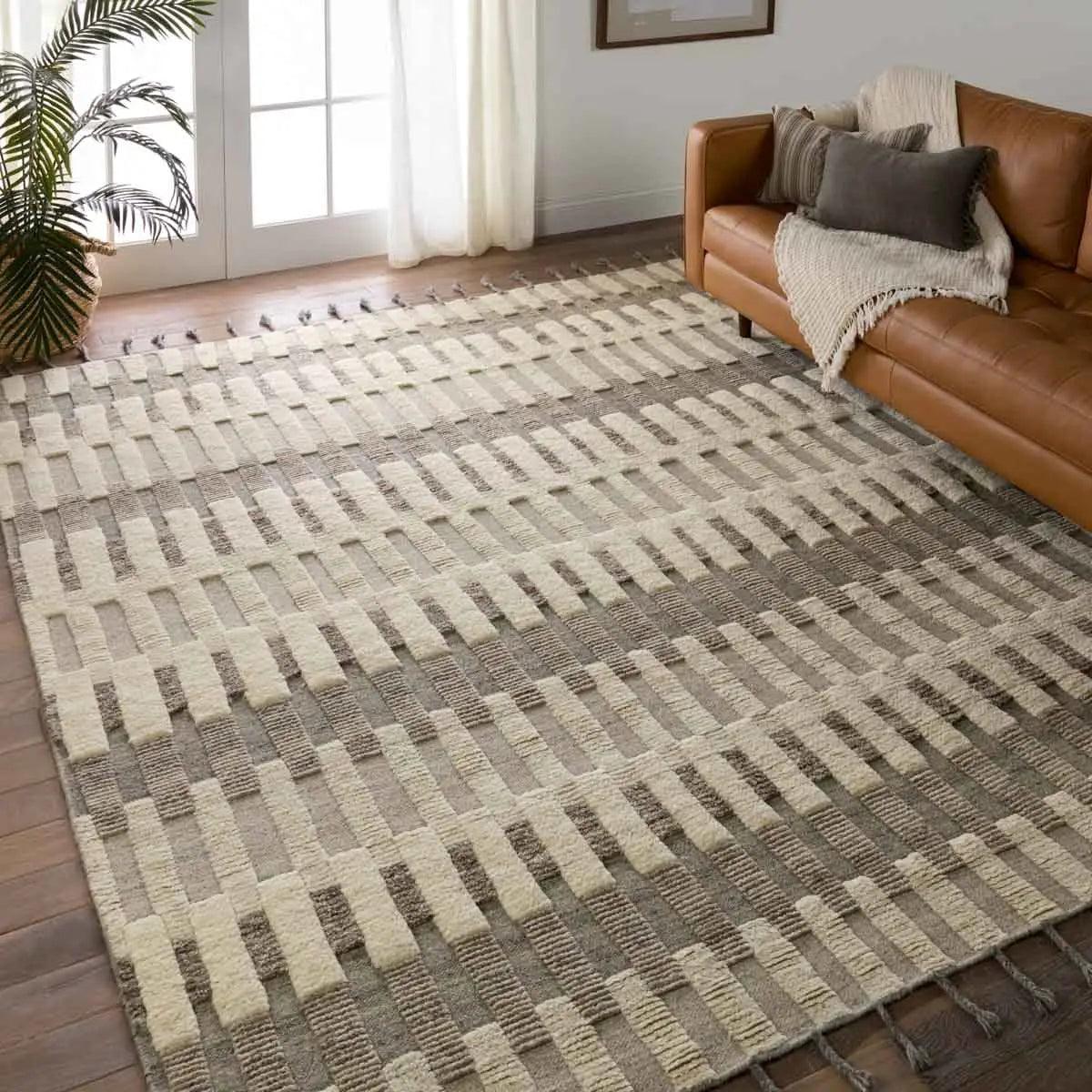 Izza Rug - Maison Vogue