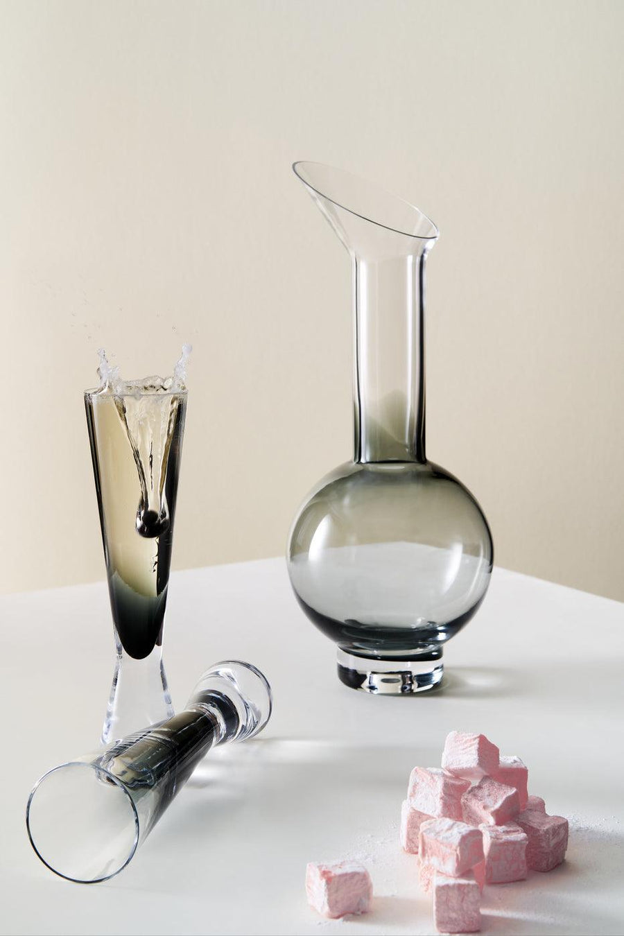 Tank Champagne Glasses-Black (Set of 2) - Maison Vogue