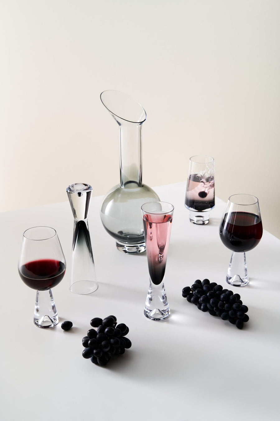 Tank Champagne Glasses-Black (Set of 2) - Maison Vogue