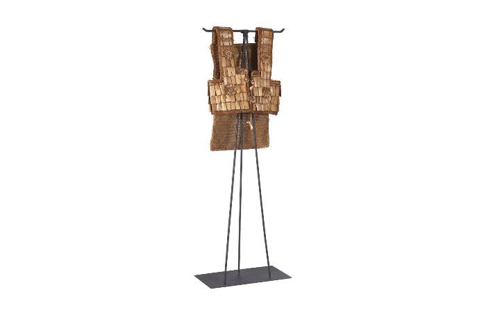 Sulawesi Armor Pieces and Stands May Vary - Maison Vogue