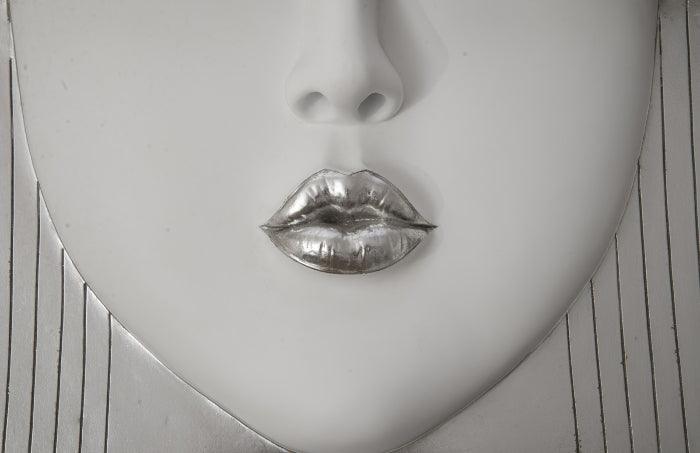 Fashion Faces Large Kiss Silver Wall Art - Maison Vogue